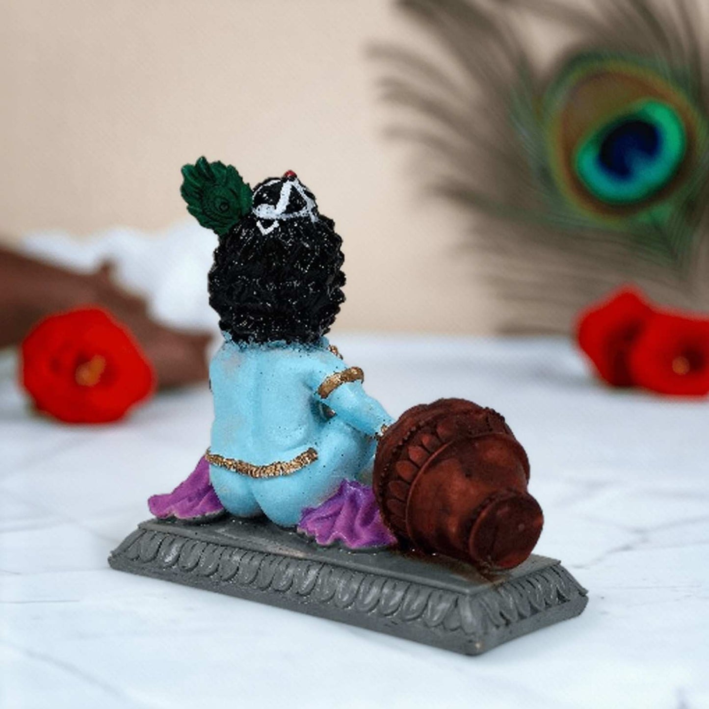 Laddoo Gopal with Matki