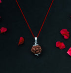 5 Mukhi Nepali Rudraksha (red)