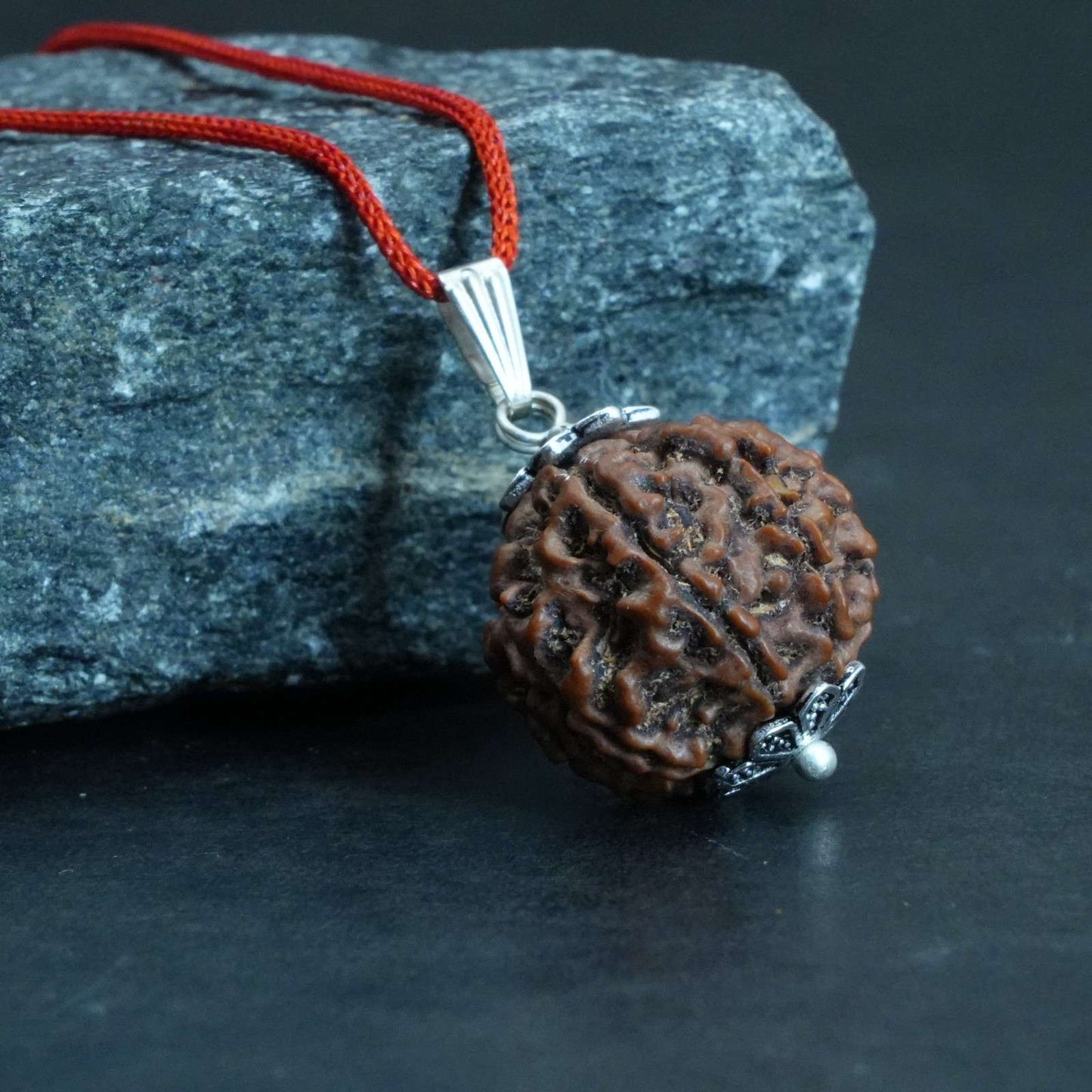 8 Mukhi Nepali Rudraksha