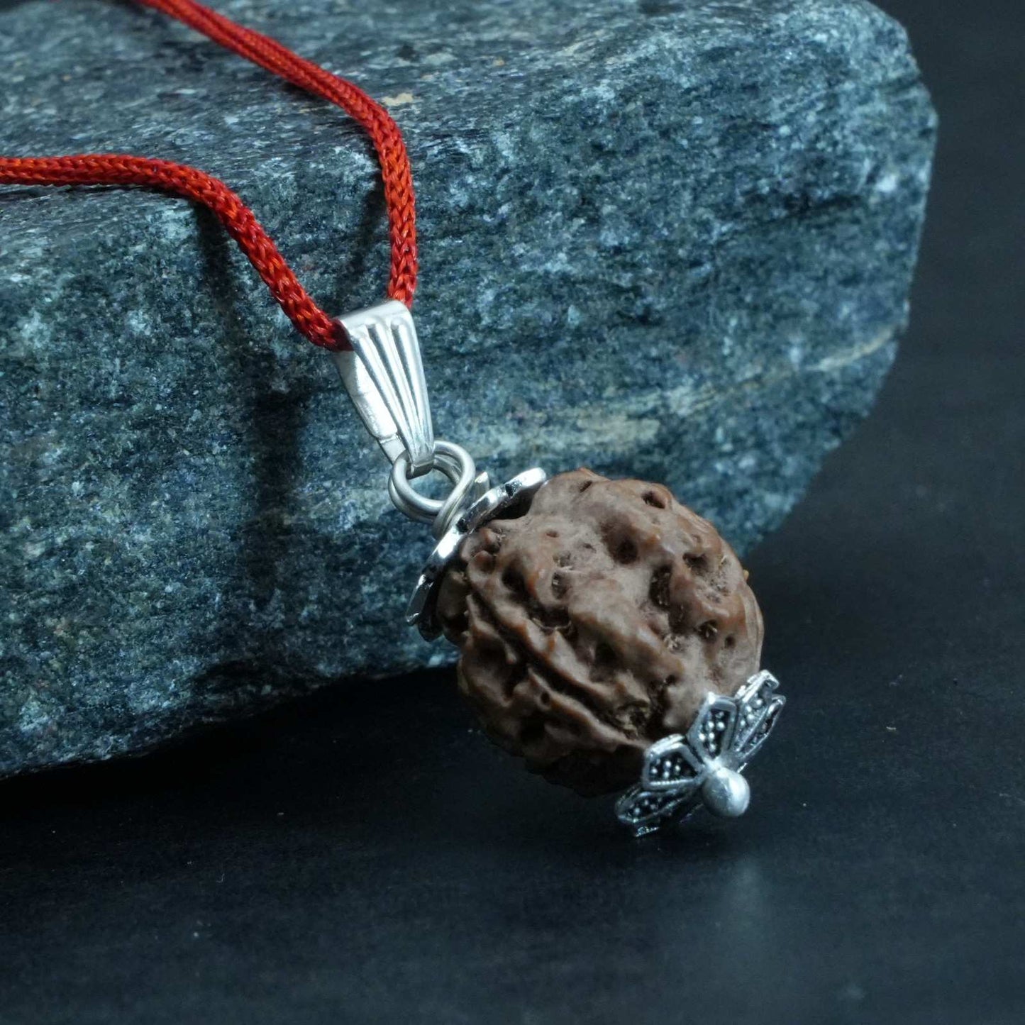 6 Mukhi Nepali Rudraksha
